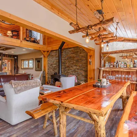 Spice Ridge Retreat Villa